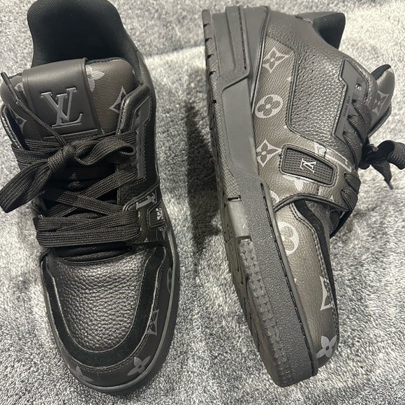 Louis Vuitton Other - Louis Vuitton Men's Monogram Black Sneakers